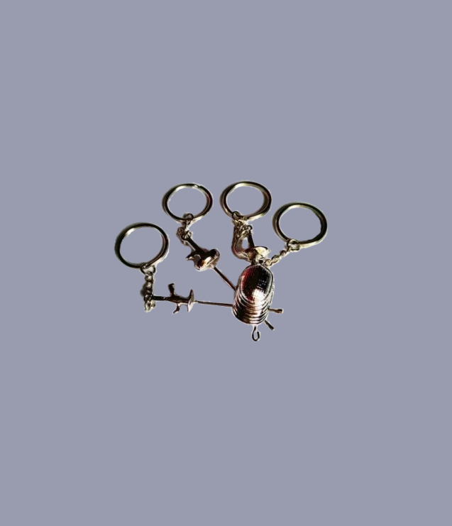 Fencing keychain 2025